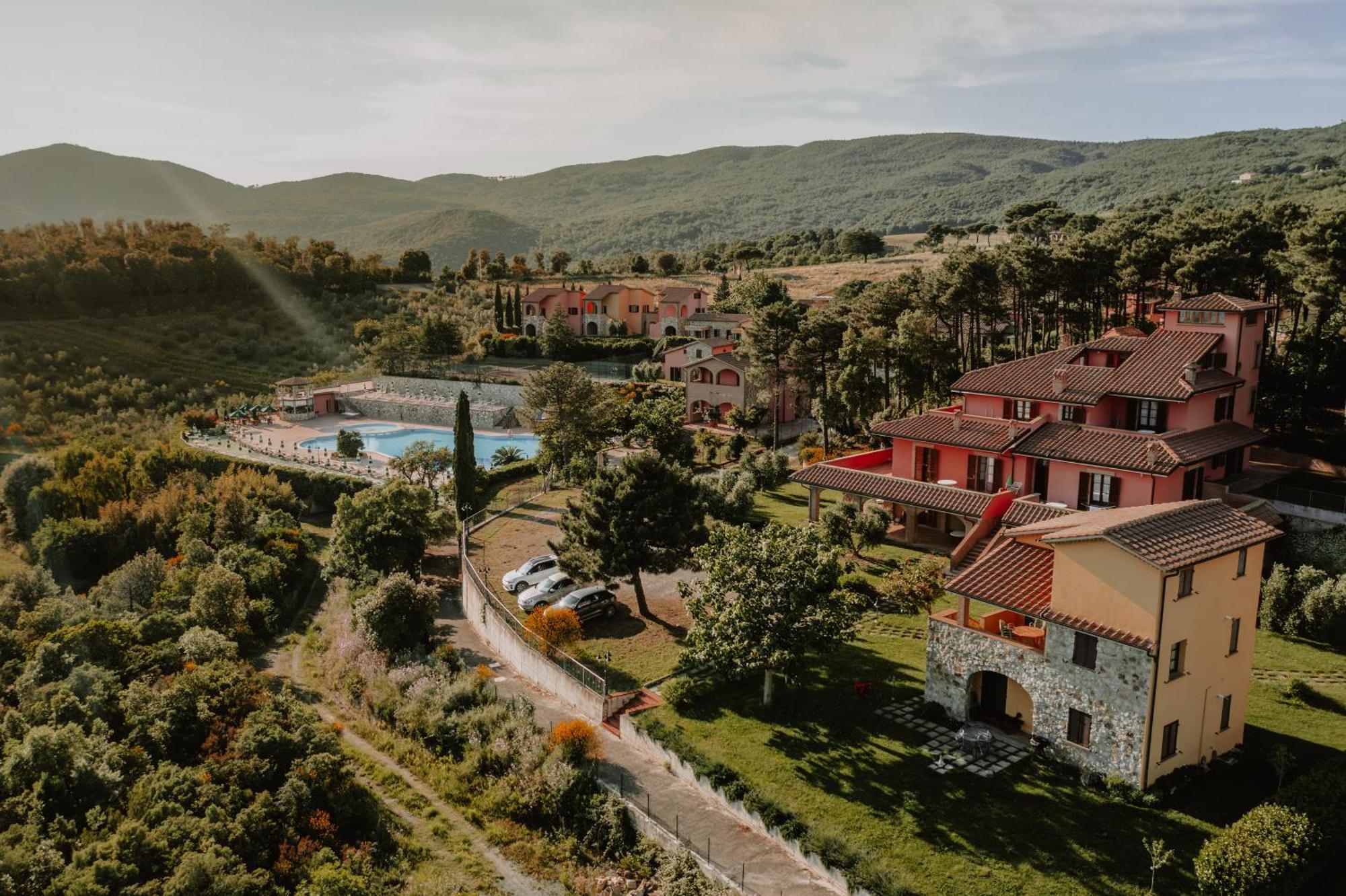 Borgo San Pecoraio Resort 리파벨라 외부 사진